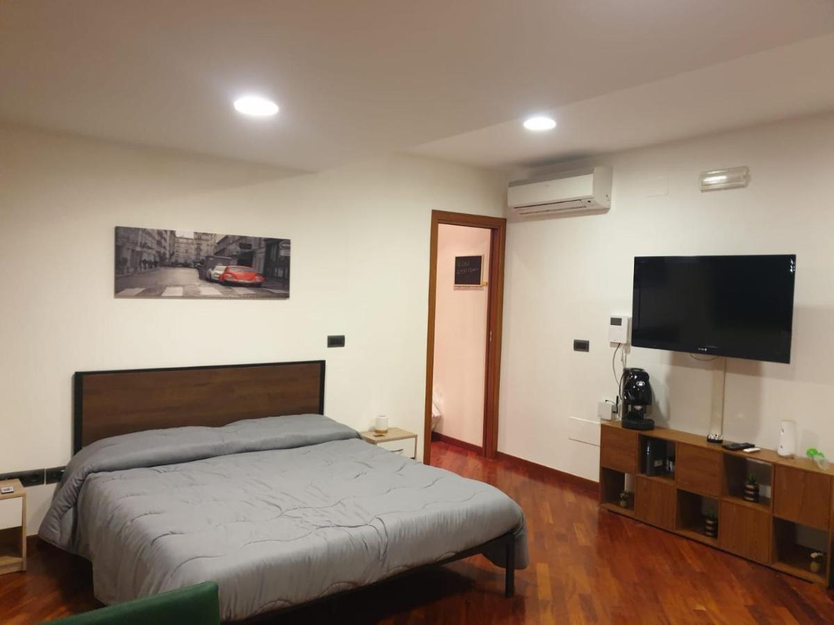 La Grotta Stazione Villa Salerno Kültér fotó