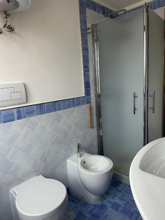 La Grotta Stazione Villa Salerno Kültér fotó